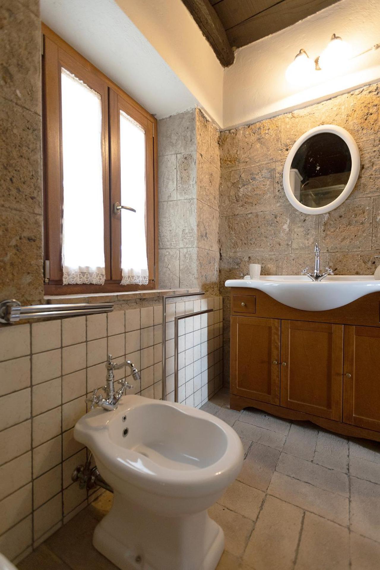 La Rocca - Palazzo Pallotti Lubriano Buitenkant foto